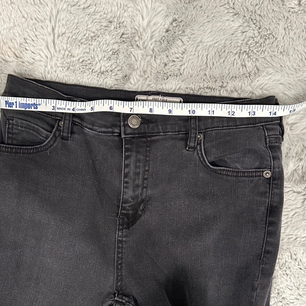 Free People Distressed Black Skinny Jeans Size 28 | Raw Hem Stretch Denim